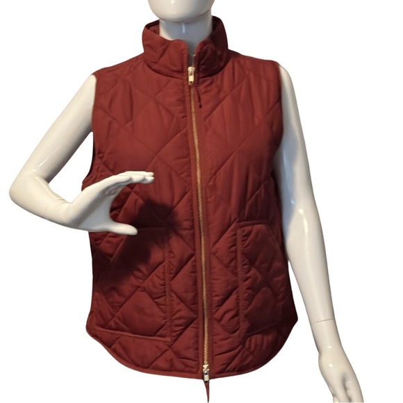 J Crew Burgundy Quilted Vest - Picture 1 of 8